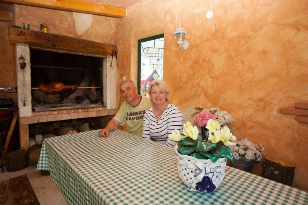 Holiday House In Porec With Balcony, Air Conditioning, Wifi, Washing Machine 0*,