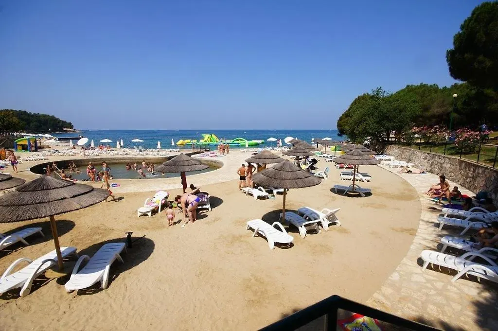 Holiday House In Porec With Balcony, Air Conditioning, Wifi, Washing Machine