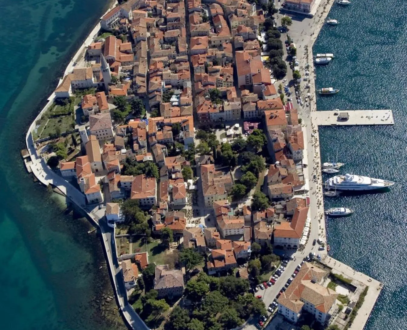 Holiday House In Porec With Balcony, Air Conditioning, Wifi, Washing Machine Kroatien